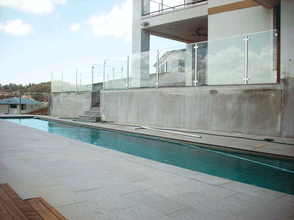 Glass Pool Fencing 3